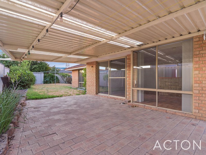 Photo - 4A Banks Place, Willetton WA 6155 - Image 2