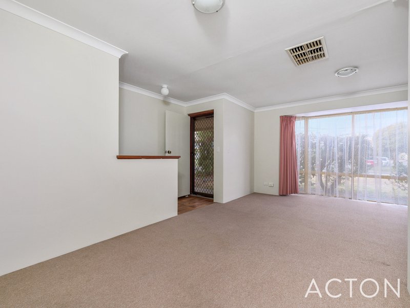 Photo - 4A Banks Place, Willetton WA 6155 - Image 3