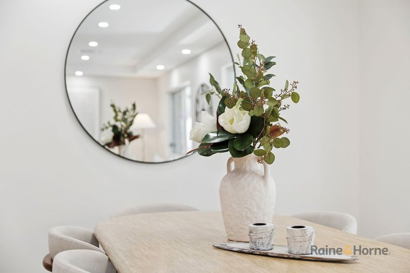 Photo - 4A Barellan Avenue, Carlingford NSW 2118 - Image 6