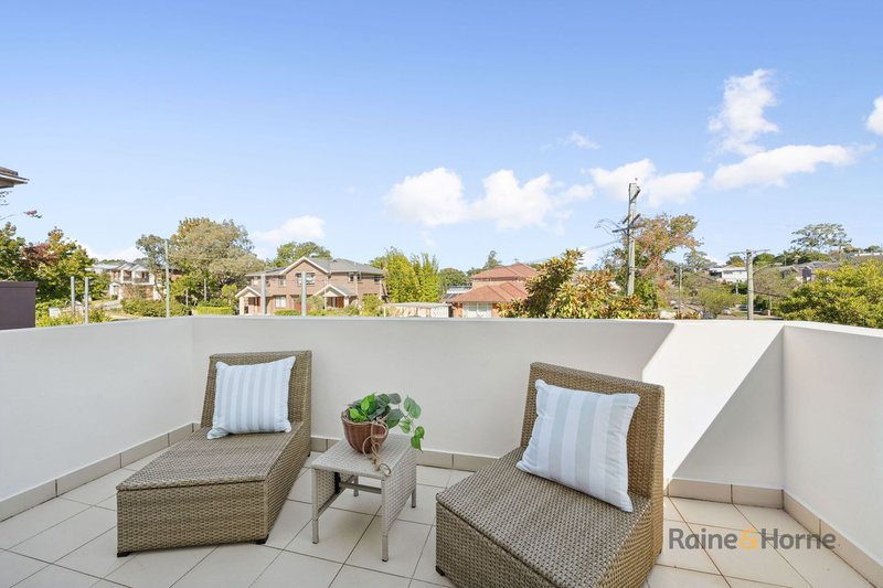 Photo - 4A Barellan Avenue, Carlingford NSW 2118 - Image 12