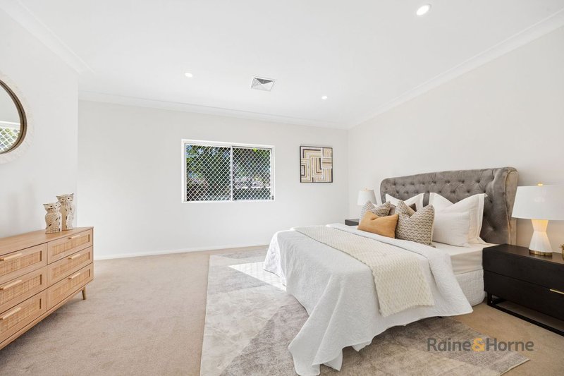 Photo - 4A Barellan Avenue, Carlingford NSW 2118 - Image 14