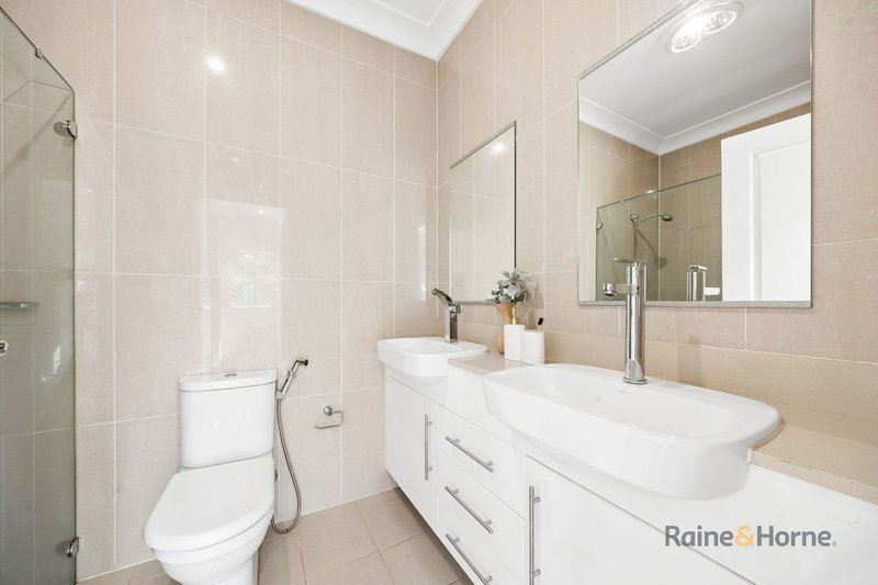 Photo - 4A Barellan Avenue, Carlingford NSW 2118 - Image 15