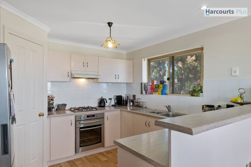 Photo - 4A Beeches Road, Hallett Cove SA 5158 - Image 6