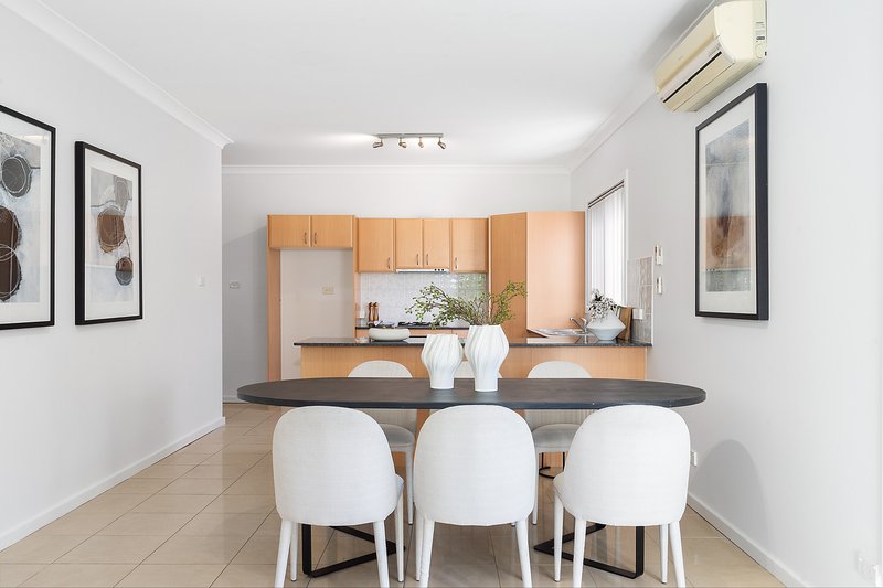 Photo - 4A Berkeley Street, Peakhurst Heights NSW 2210 - Image 4