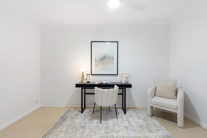 Photo - 4A Berkeley Street, Peakhurst Heights NSW 2210 - Image 9
