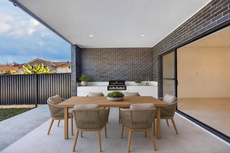 Photo - 4a Bunbury Road, Macquarie Fields NSW 2564 - Image 26