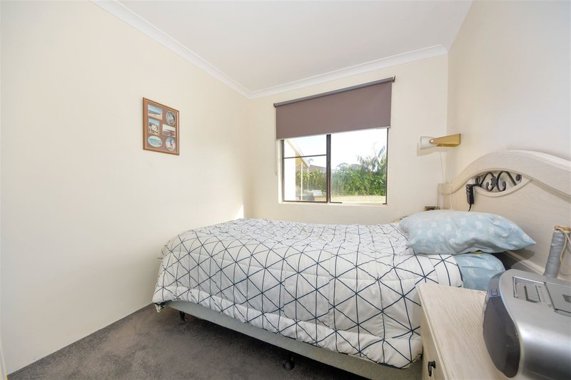 Photo - 4A Cannes Place, Warnbro WA 6169 - Image 7