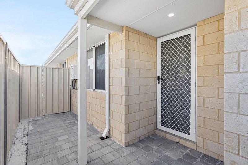 Photo - 4A Carp Way, Two Rocks WA 6037 - Image 3