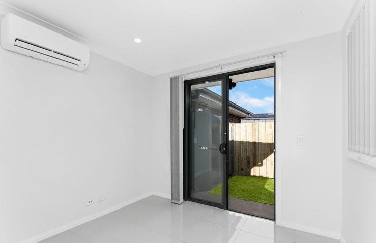 Photo - 4A Castleton Crescent, Airds NSW 2560 - Image 2