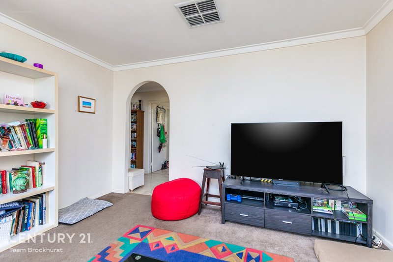 Photo - 4a Dove Street, Thornlie WA 6108 - Image 8