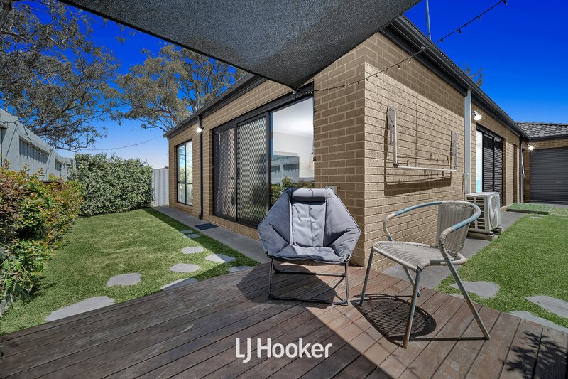 Photo - 4A Elliot Parade, Lynbrook VIC 3975 - Image 11