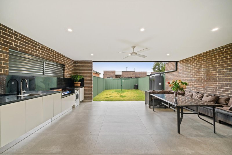 Photo - 4a Ely Street, Revesby NSW 2212 - Image 9