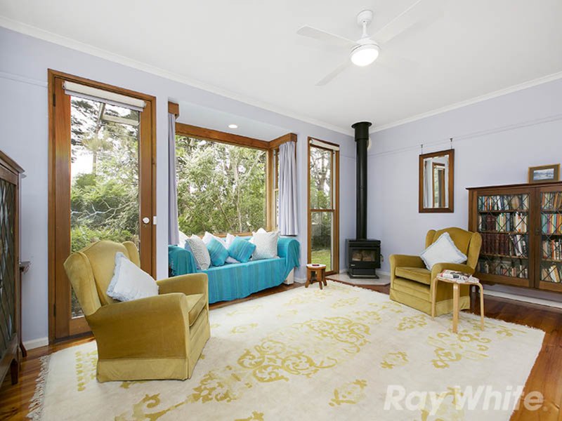 Photo - 4A Fairleigh Avenue, Beaumaris VIC 3193 - Image 2