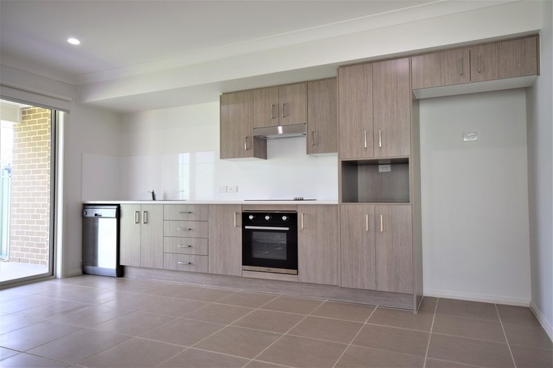 Photo - 4A Gunbar Way, Nowra NSW 2541 - Image 2