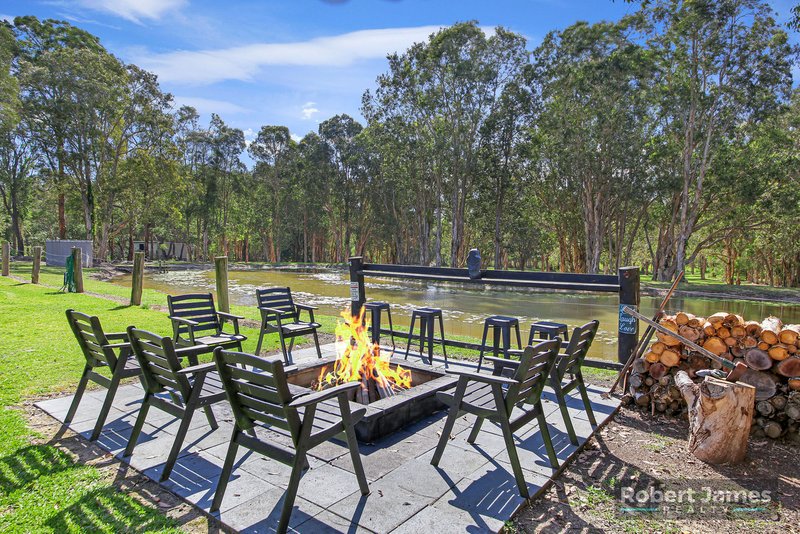 Photo - 4A Illoura Place, Cooroibah QLD 4565 - Image 17