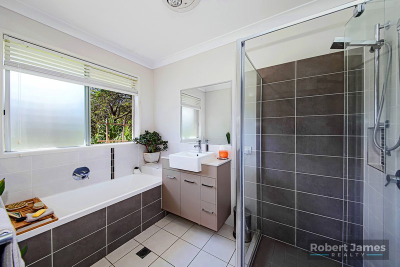 Photo - 4A Illoura Place, Cooroibah QLD 4565 - Image 23