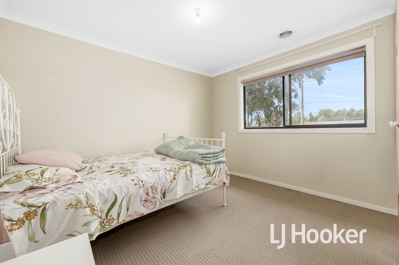 Photo - 4A Jason Place, Hampton Park VIC 3976 - Image 7