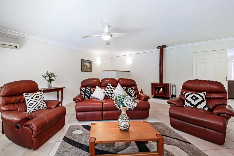 Photo - 4A Jelen Drive, Mooloolah Valley QLD 4553 - Image 4