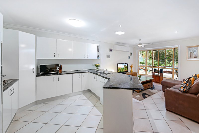 Photo - 4A Jelen Drive, Mooloolah Valley QLD 4553 - Image 6