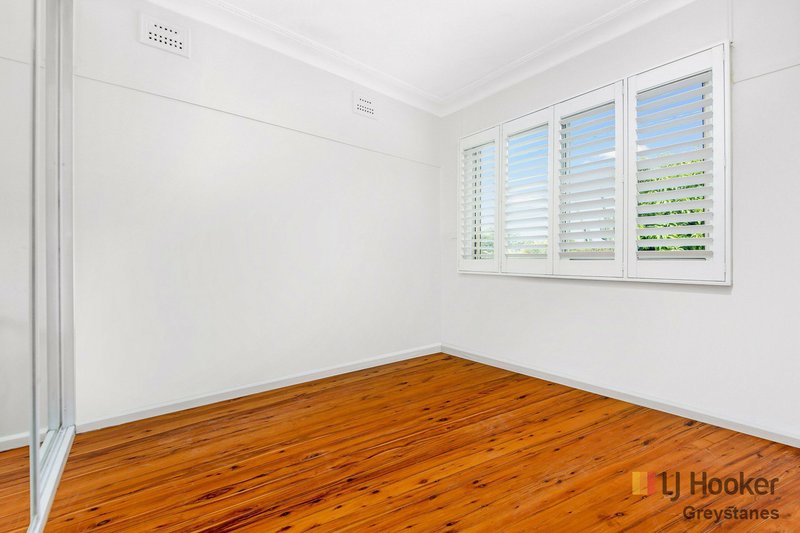 Photo - 4A Jersey Road, Greystanes NSW 2145 - Image 6