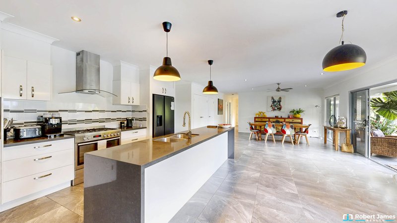 Photo - 4A Jirrima Crescent, Cooroibah QLD 4565 - Image 8