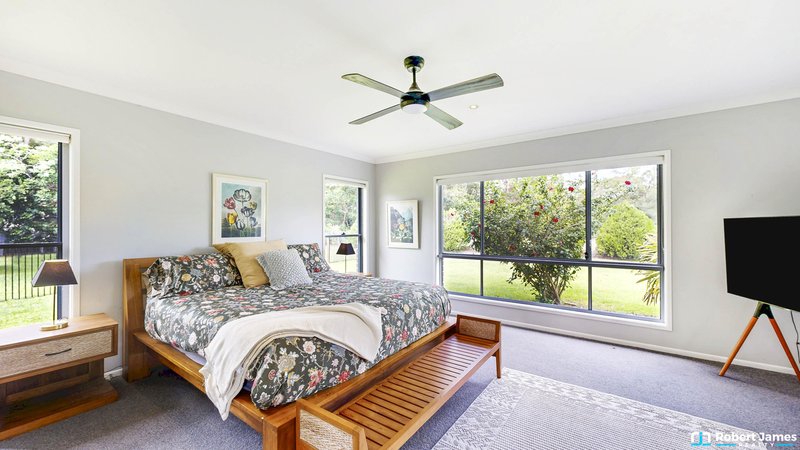 Photo - 4A Jirrima Crescent, Cooroibah QLD 4565 - Image 11