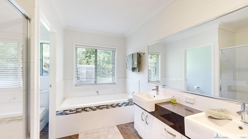 Photo - 4A Jirrima Crescent, Cooroibah QLD 4565 - Image 12