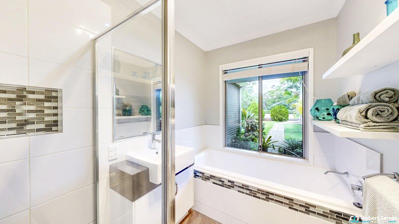 Photo - 4A Jirrima Crescent, Cooroibah QLD 4565 - Image 18