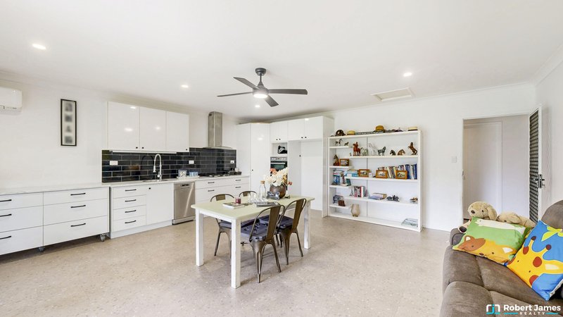 Photo - 4A Jirrima Crescent, Cooroibah QLD 4565 - Image 20