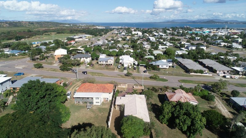 Photo - 4A Kennedy Street, Bowen QLD 4805 - Image 5