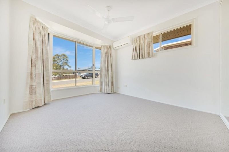 Photo - 4A Kerry Court, Gladstone Central QLD 4680 - Image 4