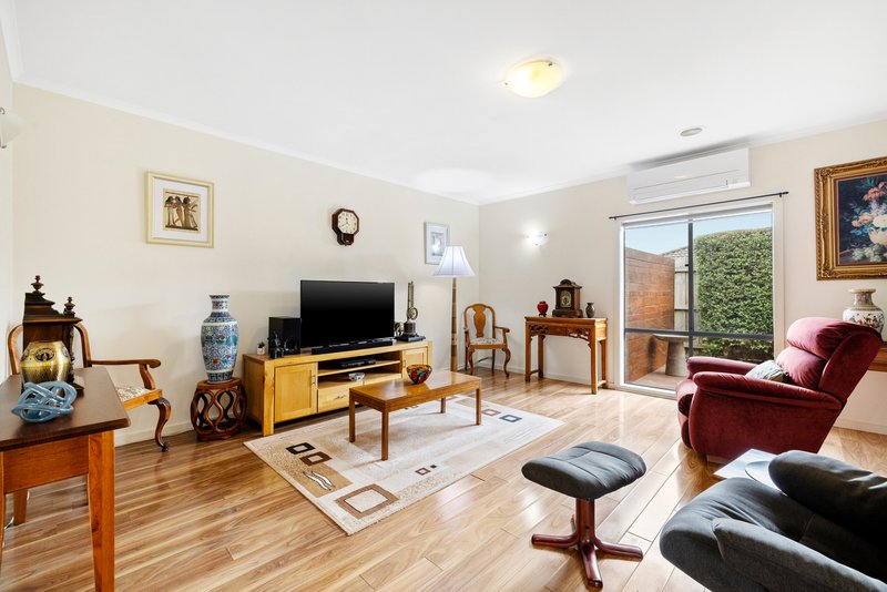 Photo - 4A Madden Street, Seaford VIC 3198 - Image 2