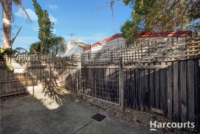 Photo - 4A Maroona Road, Carnegie VIC 3163 - Image 15