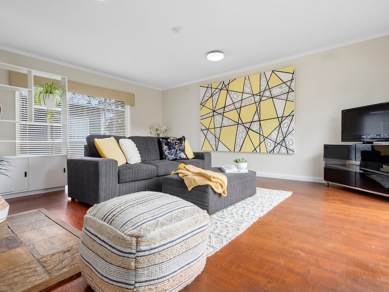 Photo - 4a Morris Road, Woodend VIC 3442 - Image 7