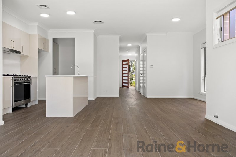 Photo - 4a Parsons Grove, Oran Park NSW 2570 - Image 3