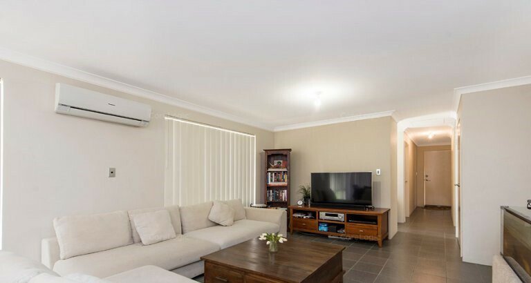 Photo - 4A Richard Place, Armadale WA 6112 - Image 4