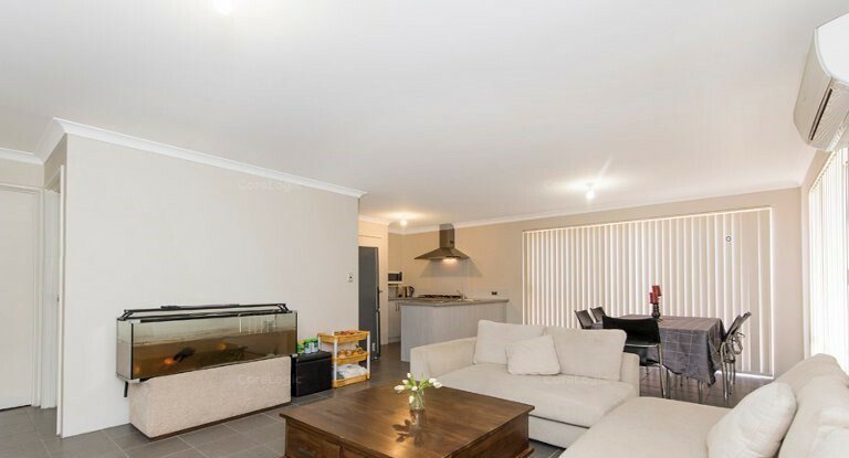 Photo - 4A Richard Place, Armadale WA 6112 - Image 7