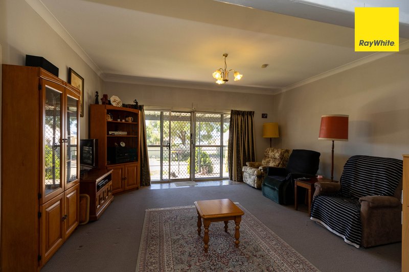 Photo - 4A Swan Street, Inverell NSW 2360 - Image 4