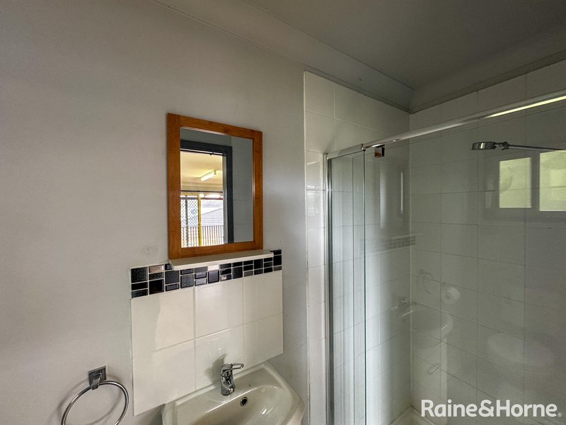 Photo - 4A Tona Close, Edgeworth NSW 2285 - Image 3