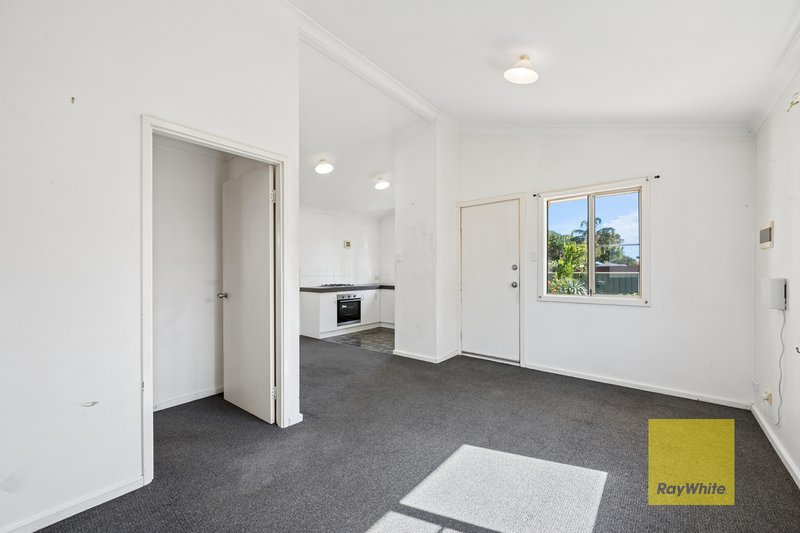 Photo - 4A Werndley Street, Armadale WA 6112 - Image 9