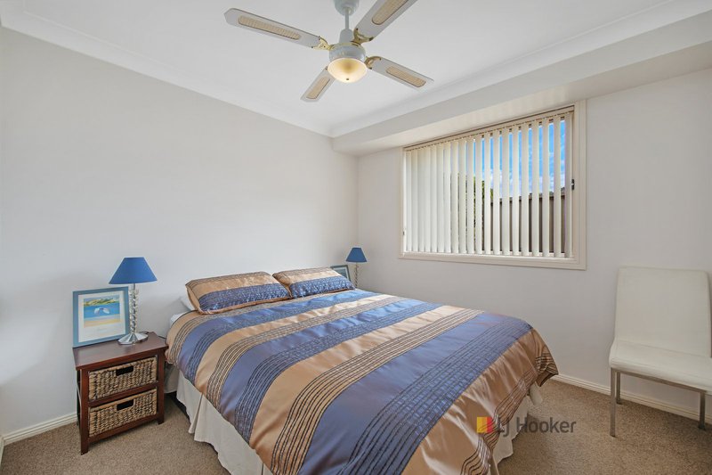 Photo - 4a West Kahala Avenue, Budgewoi NSW 2262 - Image 8