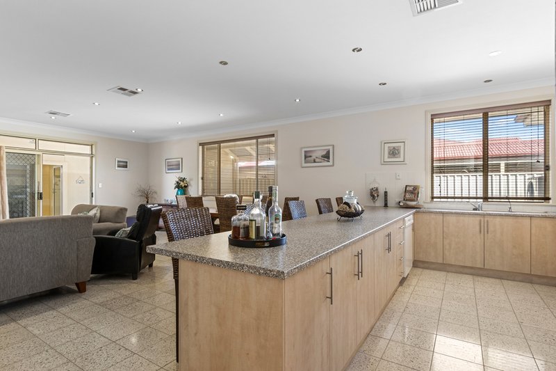 Photo - 4A Westside Avenue, Moonta Bay SA 5558 - Image 3