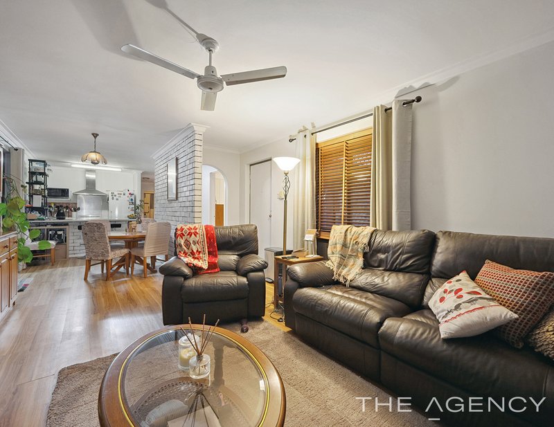 Photo - 4B Anglesey Drive, Kardinya WA 6163 - Image 7