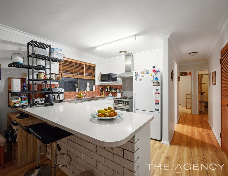 Photo - 4B Anglesey Drive, Kardinya WA 6163 - Image 14
