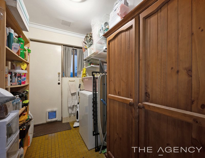 Photo - 4B Anglesey Drive, Kardinya WA 6163 - Image 20