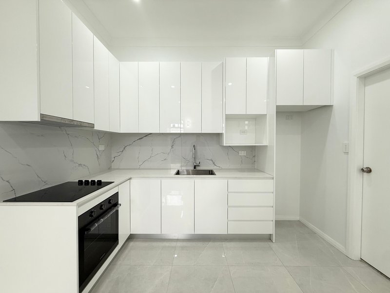 Photo - 4B Blakesley Road, Carlton NSW 2218 - Image 2