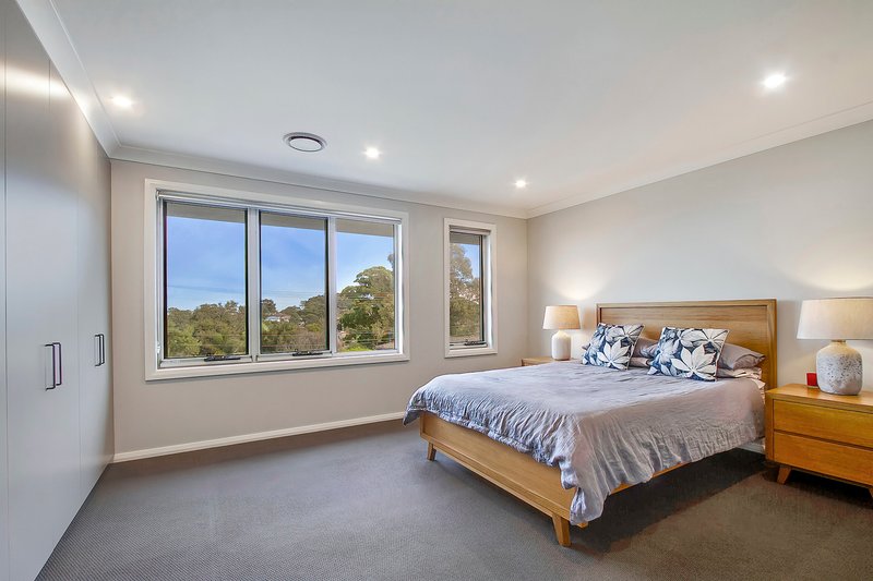 Photo - 4B Cottrell Place, Baulkham Hills NSW 2153 - Image 5