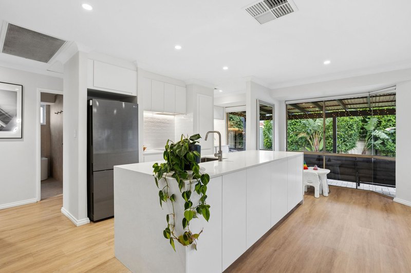 Photo - 4B Cradle Close, Alexander Heights WA 6064 - Image 6