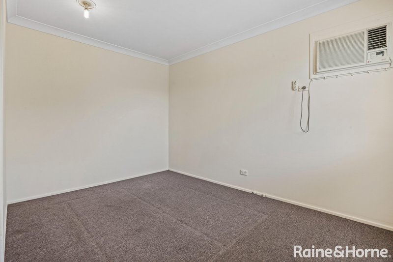 Photo - 4B Daley Place, Fairfield West NSW 2165 - Image 5