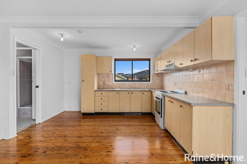 Photo - 4B Daley Place, Fairfield West NSW 2165 - Image 3